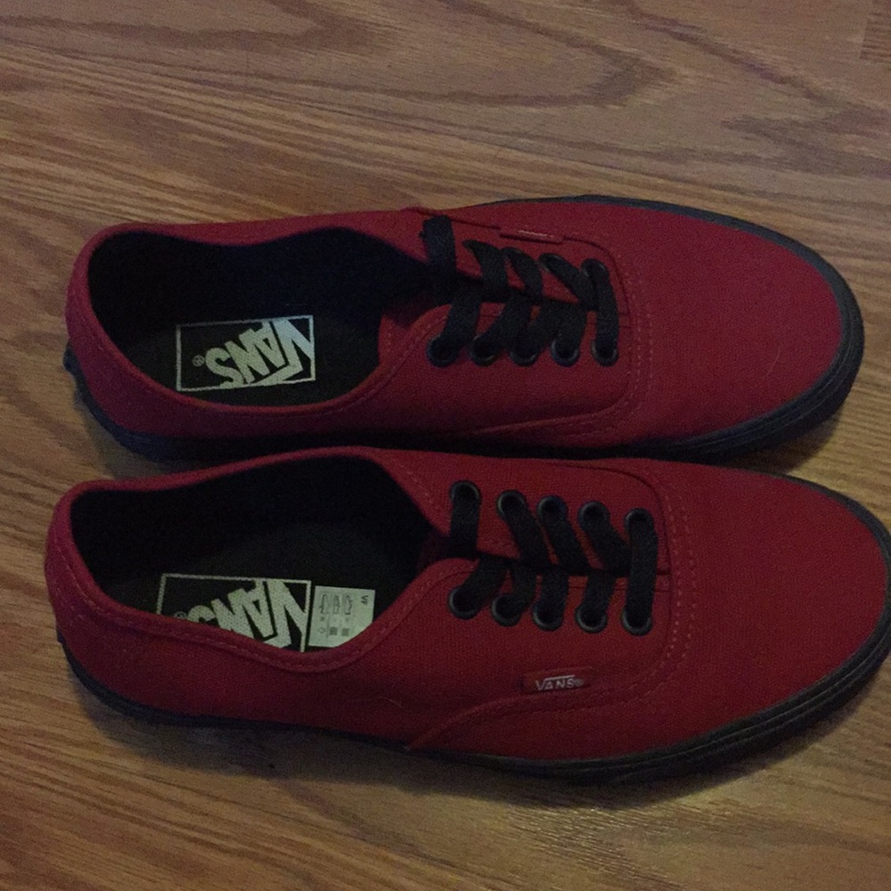 Red vans like new